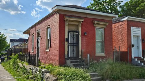 526 Dr W J Hodge St, Louisville, KY, 40203-1584 | Card Image