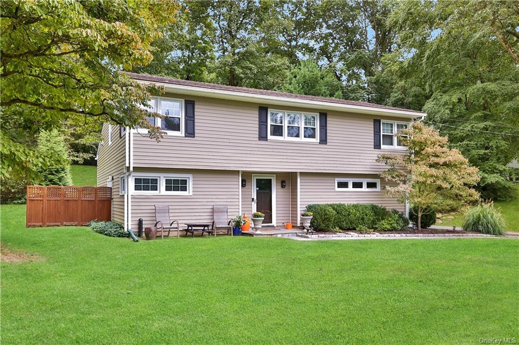 Old Farm Rd, Pleasantville, NY 10570