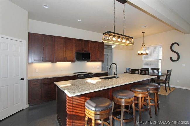 399344 1425 Dr, House other with 4 bedrooms, 3 bathrooms and null parking in Dewey OK | Image 15