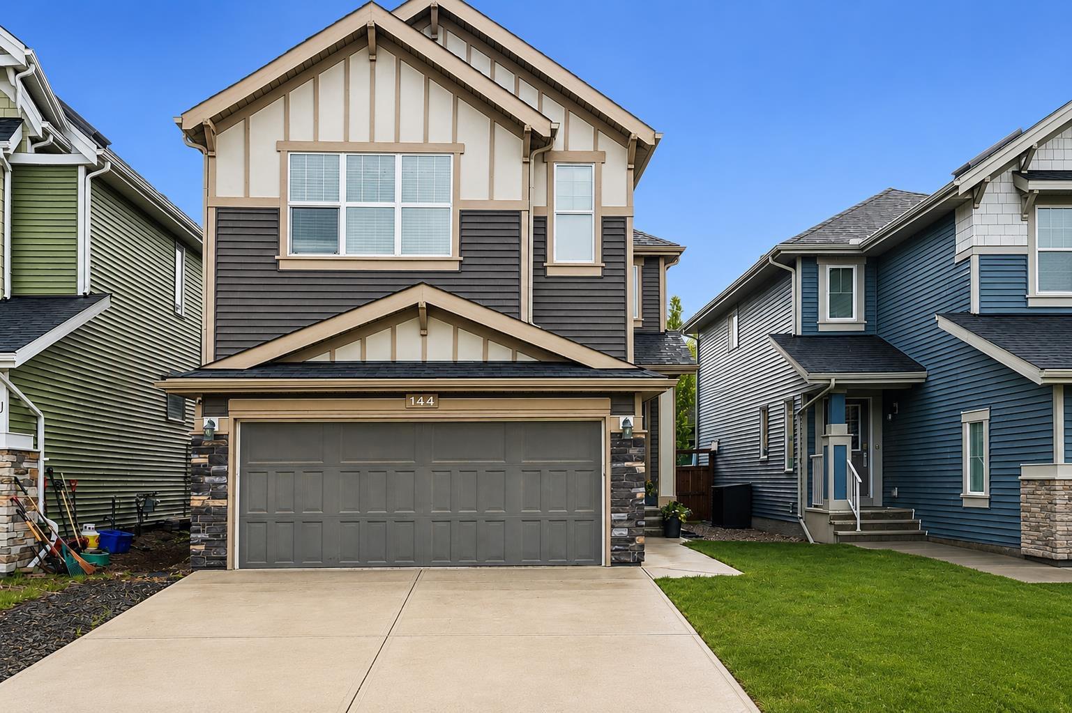 Residential in Cochrane