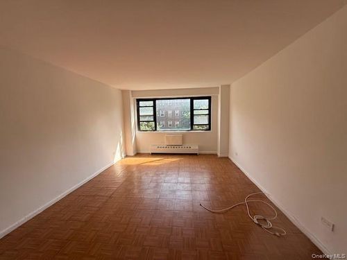 6j-83 118th St, Kew Gardens, NY, 11415 | Card Image