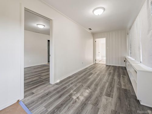 20862 Kenwood St, Farmington Hills, MI, 48336-5534 | Card Image