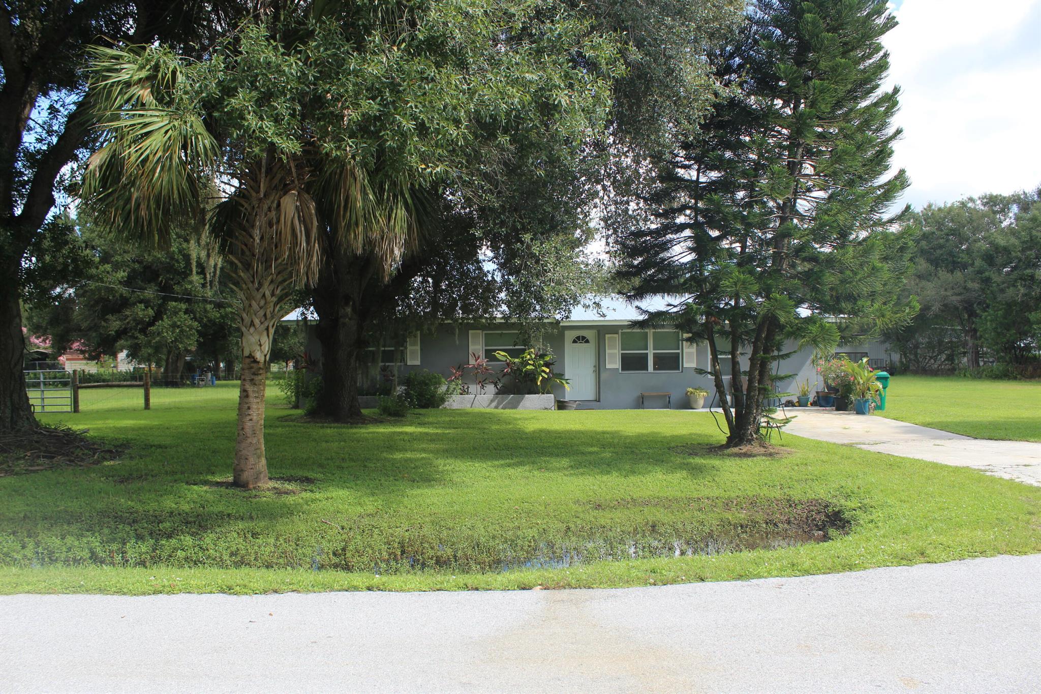 87th Ct, Okeechobee, FL 34972