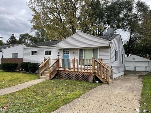 3424 Toepfer Rd, Warren, MI, 48091-5557 | Card Image