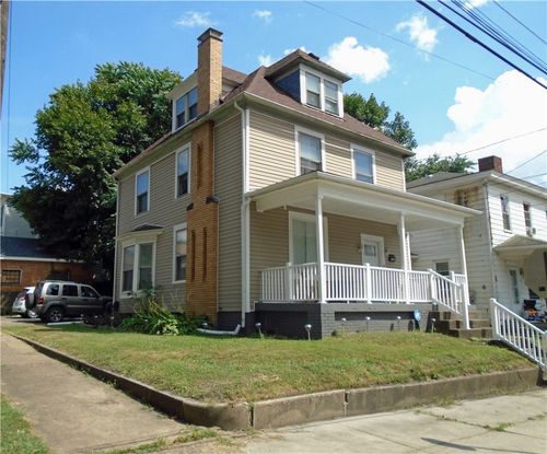 1126 4th Ave, Beaver Falls, PA, 15010-4438 | Card Image