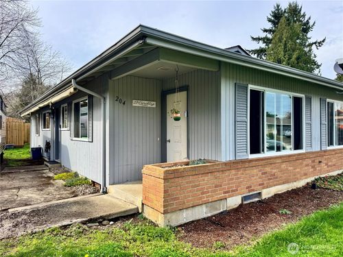 202 Se 157th Ave, Vancouver, WA, 98684-8812 | Card Image