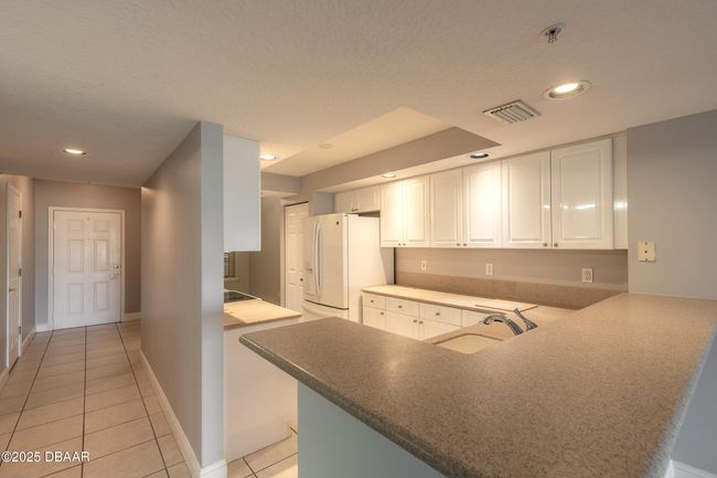 B205 - 4650 Links Village Dr, Condo with 2 bedrooms, 2 bathrooms and null parking in Ponce Inlet FL | Image 16
