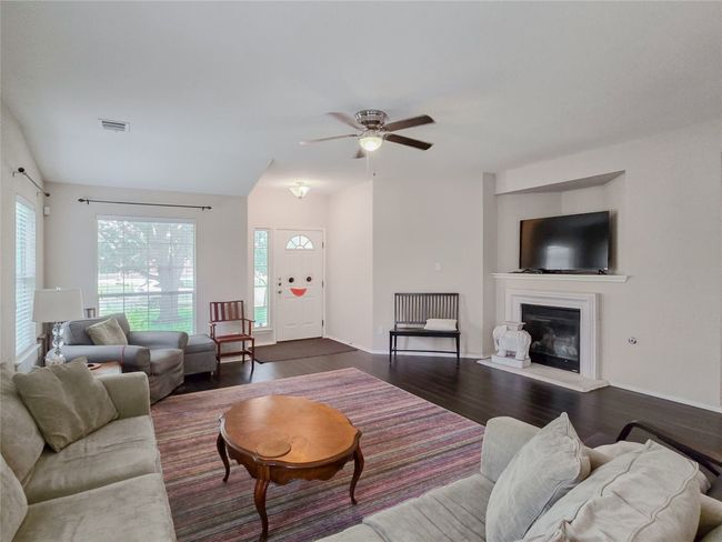 11704 Fletcher Hall Ln, House other with 3 bedrooms, 2 bathrooms and null parking in Austin TX | Image 10