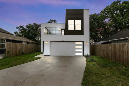 3211 Chihuahua Ave, Dallas, TX, 75212-3857 | Card Image