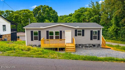 580 Woodlawn Ave, Newport, TN, 37821 | Card Image