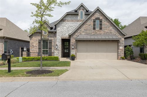 1364 E Charlee St, Fayetteville, AR, 72703-3094 | Card Image