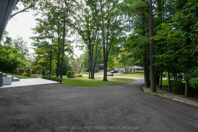 11 Vernar Dr, House other with 4 bedrooms, 3 bathrooms and 6 parking in Midhurst ON | Image 25