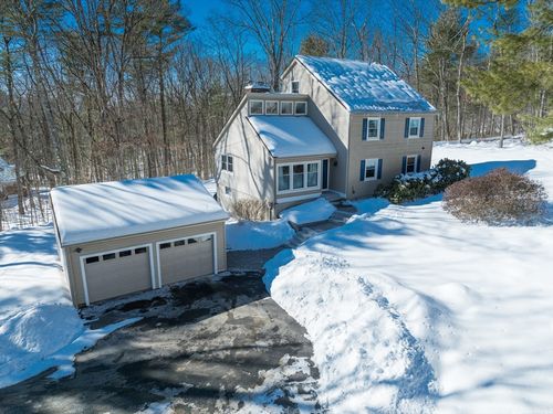 224 N Valley Rd, Pelham, MA, 01002-9771 | Card Image