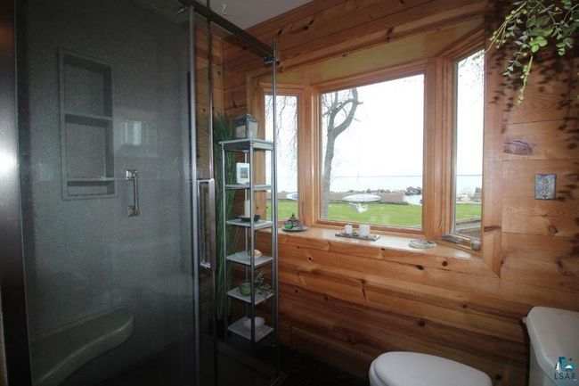 6431 Summit Ave, House other with 3 bedrooms, 2 bathrooms and null parking in WASHBURN WI | Image 8