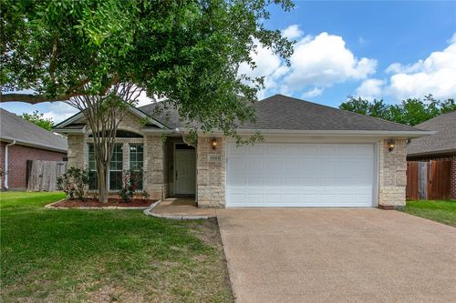 3505 Farah Dr, College Station, TX, 77845-5376 | Card Image