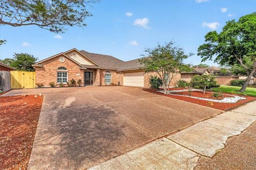 6322 Grenoble Dr, Corpus Christi, TX, 78414-6026 | Card Image