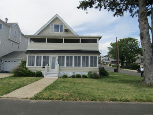 48 Beach Ave, Milford, CT, 06460-8155 | Card Image