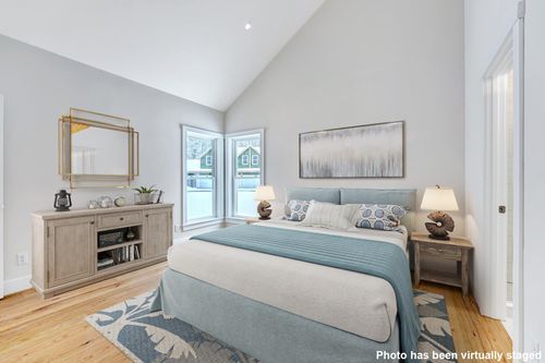 18 Kasnet Dr, Rye, NH, 03870-4404 | Card Image