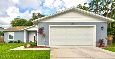 1186 Camas Avenue Nw, House other with 3 bedrooms, 2 bathrooms and null parking in Palm Bay FL | Image 1