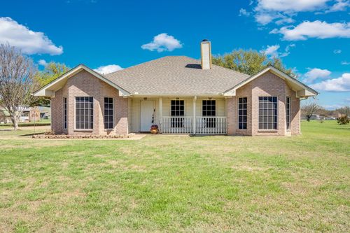 205 Alesha Rd, Red Oak, TX, 75154-7659 | Card Image
