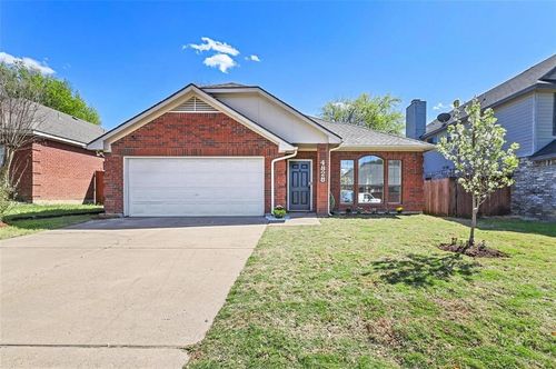 4828 Ashton Ave, Fort Worth, TX, 76137-3309 | Card Image