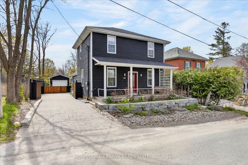 29 Caroline St, Lakefield, ON, K0L2H0 | Card Image