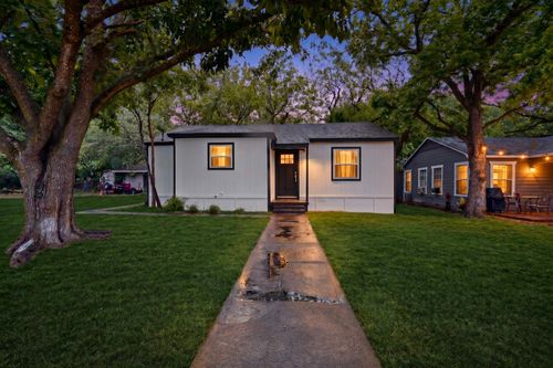 1103 N Sherman St, Ennis, TX, 75119-2432 | Card Image