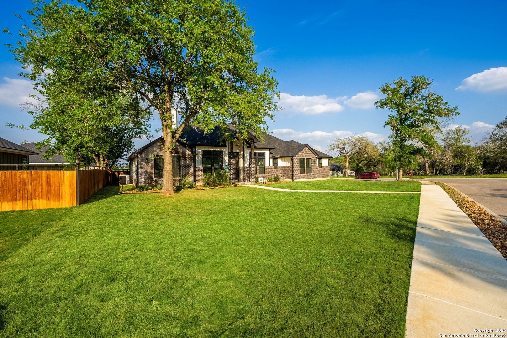 Residential in La Vernia