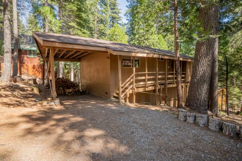 3046 Tahos Drive, Dorrington, CA, 95223 | Card Image