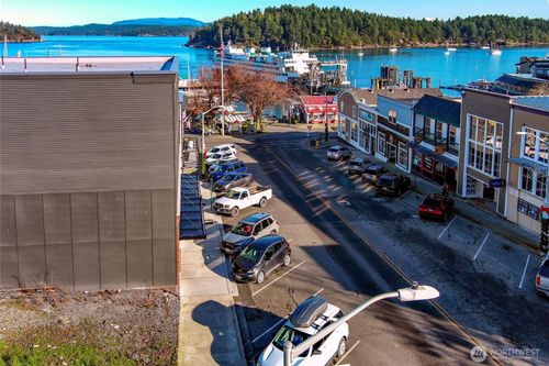 80 1st St S, Friday Harbor, WA, 98250 | Card Image