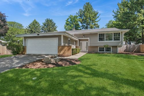 413 Tupelo Ave, Naperville, IL, 60540-7829 | Card Image