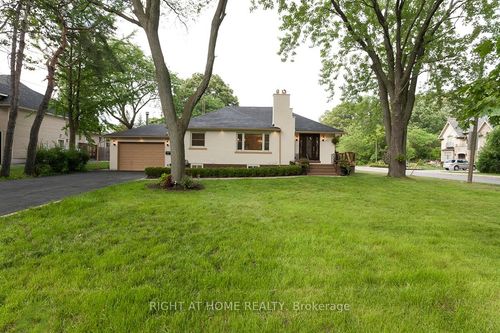 1627 Glenburnie Rd, Mississauga, ON, L5G3E4 | Card Image