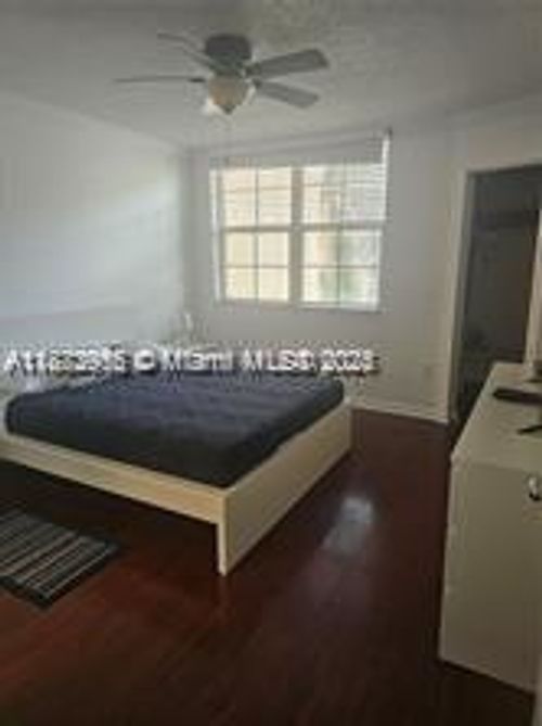 8503-19555 E Country Club Dr, Aventura, FL, 33180-2596 | Card Image