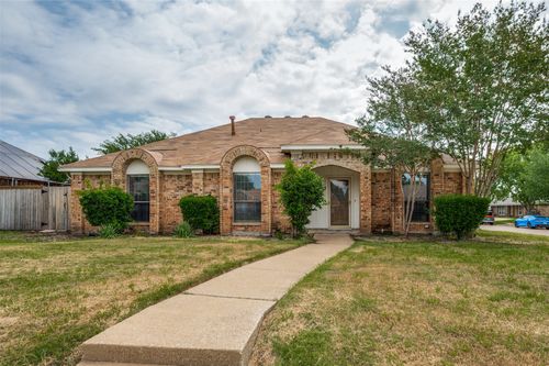 4108 Furneaux Ln, Carrollton, TX, 75007-1523 | Card Image