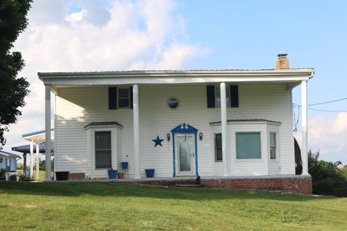 152 Watson Ln, Ewing, KY, 41039-8262 | Card Image