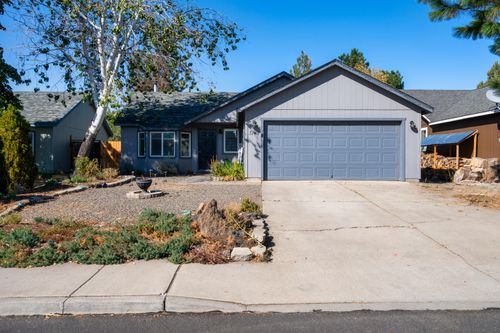 3145 Sw Metolius Ave, Redmond, OR, 97756-7948 | Card Image