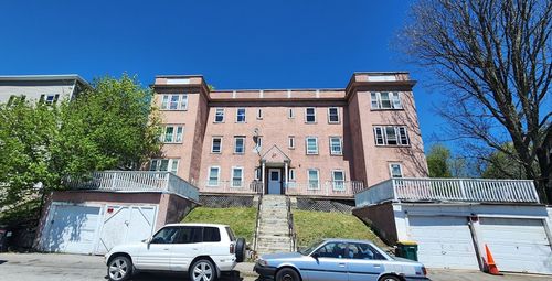 11 Mount Vernon St, Worcester, MA, 01605-3423 | Card Image