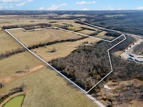 000 Country Trails Rd, Conway, MO, 65632 | Card Image
