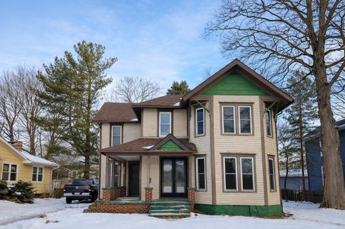 1113 E Cass St, Albion, MI, 49224-1967 | Card Image
