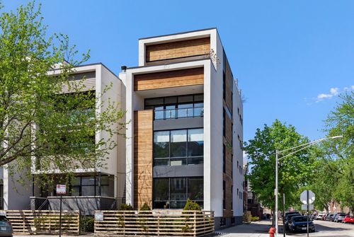 1-1900 W Armitage Ave, Chicago, IL, 60622-1020 | Card Image