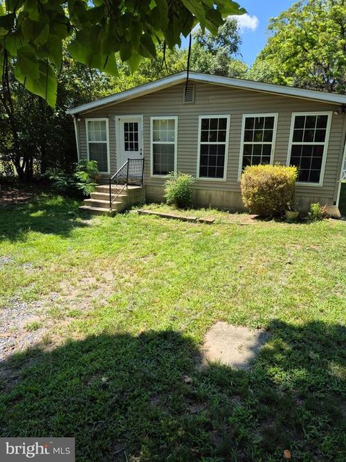 9354 S Dupont Hwy, FELTON, DE, 19943-5476 | Card Image
