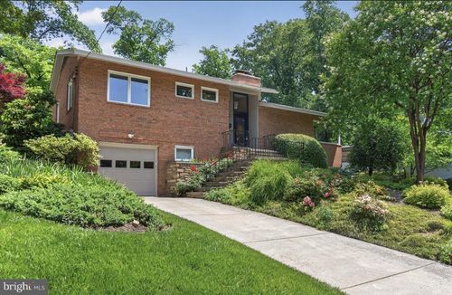 4025 24th Rd N, ARLINGTON, VA, 22207-5101 | Card Image