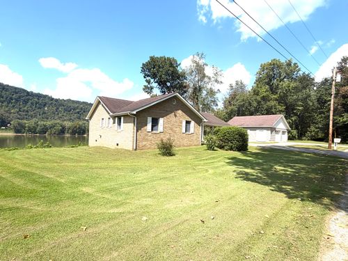 12 River Rd, Vanceburg, KY, 41179-7911 | Card Image