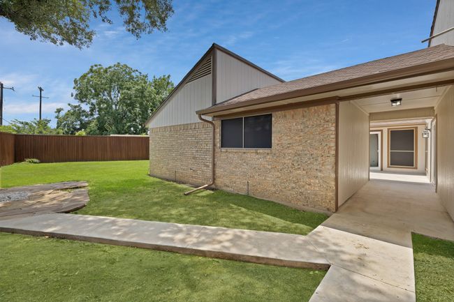 1614 Shadow Moss Way, House other with 3 bedrooms, 3 bathrooms and null parking in Carrollton TX | Image 30