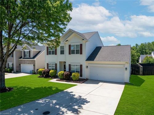 4236 Laurel Ridge Cir, Winston Salem, NC, 27107-3724 | Card Image