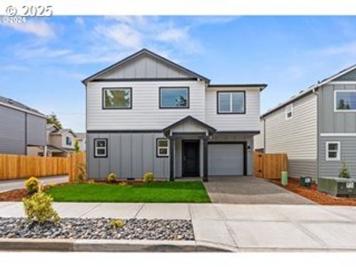 5915 Ne 70th St, Vancouver, WA, 98661-1402 | Card Image