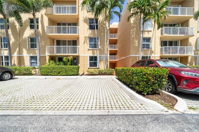 APT-204 - 619 E Sheridan St, Condo with 2 bedrooms, 2 bathrooms and null parking in Dania Beach FL | Image 43