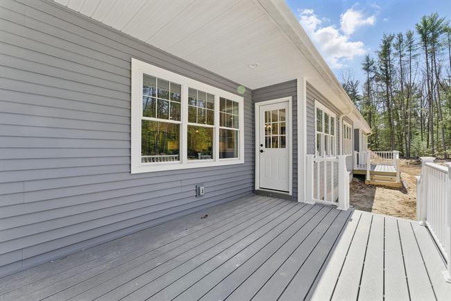 18 - 18 Nicols Way, Condo with 2 bedrooms, 2 bathrooms and 2 parking in Easthampton MA | Image 37