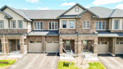 38 Senay Cir, Clarington, ON, L1E2S2 | Card Image