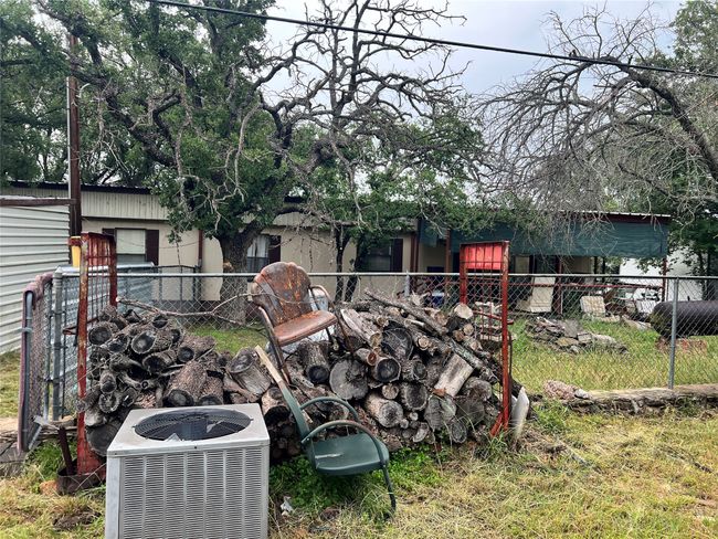 View of yard | Image 8